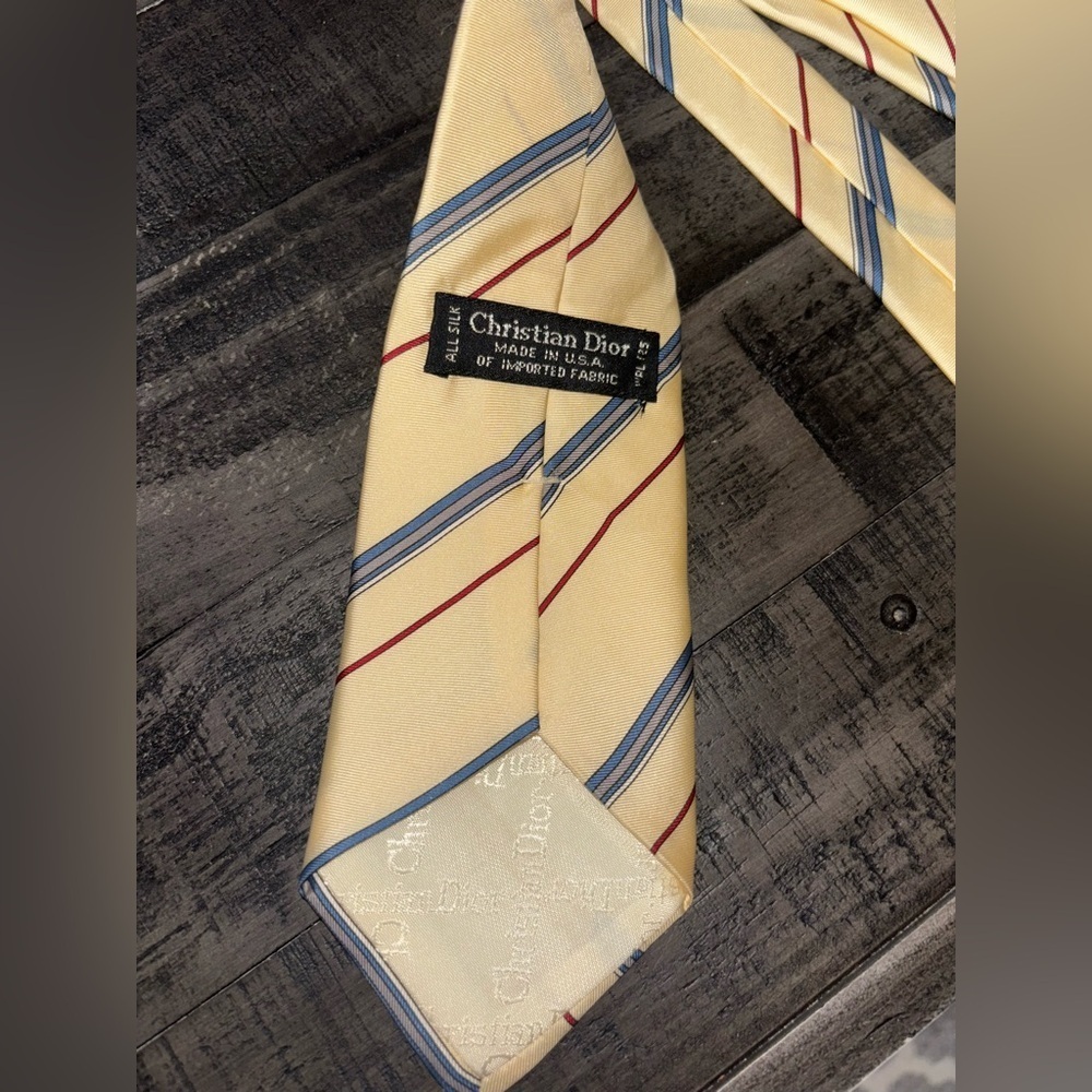 VINTAGE Christian DIOR Necktie - Picture 3 of 3